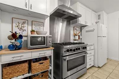 2736 W Court Street, Rialto, CA 92376 - Photo 9
