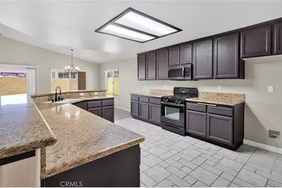 13520 Driftwood, Victorville, CA 92395 - Photo 21