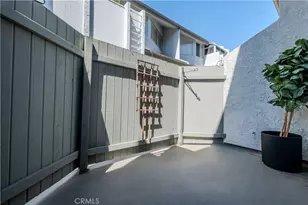 10911 Bluffside Dr, Studio City, CA 91604 - Photo 5