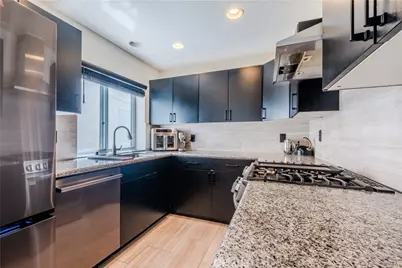 10911 Bluffside Drive #17, Studio City, CA 91604 - Photo 7