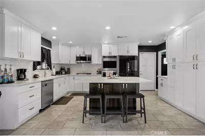 1364 Pinedale Avenue, Bloomington, CA 92316 - Photo 3