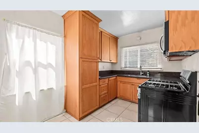 1502 N White Avenue, Pomona, CA 91768 - Photo 11
