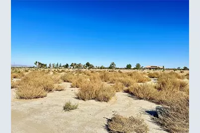 11975 Primavera Road, Pinon Hills, CA 92372 - Photo 5