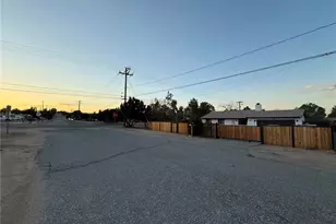 16480 Adelia St, Hesperia, CA 92345 - Photo 15