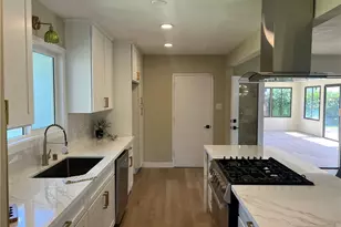 138 Elizabeth Ln, Upland, CA 91786 - Photo 7