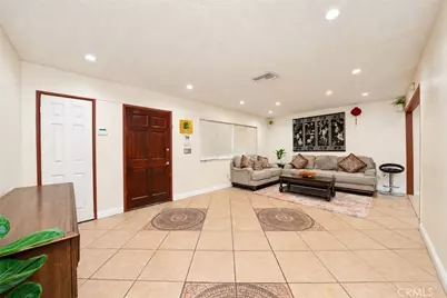 27150 Cypress, Highland, CA 92346 - Photo 9