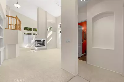 4671 Templeton Street, Ventura, CA 93003 - Photo 3