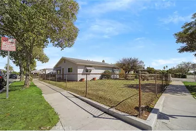 234 W 4th, Azusa, CA 91702 - Photo 3