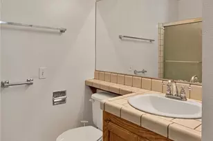 19237 Elm Dr, Apple Valley, CA 92308 - Photo 11