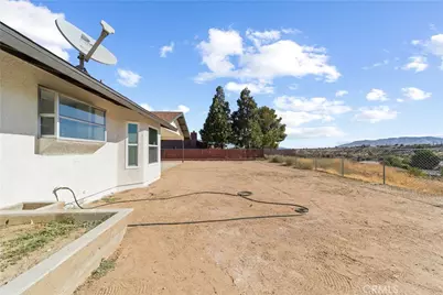 16849 Mission, Hesperia, CA 92345 - Photo 31