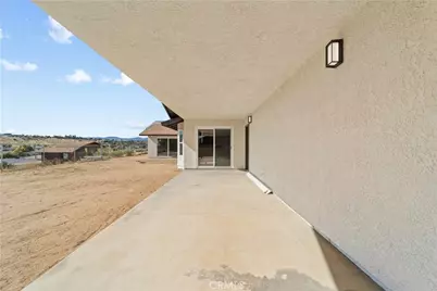 16849 Mission, Hesperia, CA 92345 - Photo 35