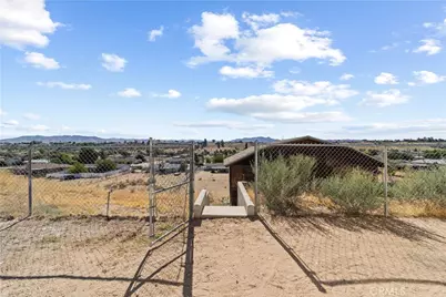 16849 Mission, Hesperia, CA 92345 - Photo 37
