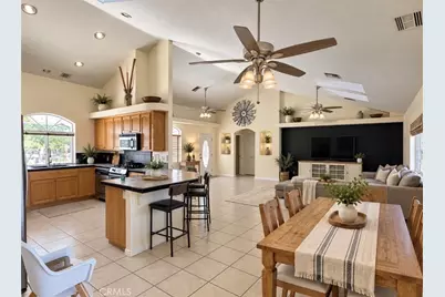 19755 Reyland Rd, Apple Valley, CA 92308 - Photo 5