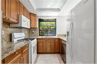 1230 S Barranca Avenue #F, Glendora, CA 91740 - Photo 13