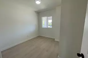 4427 Lima, Los Angeles, CA 90011 - Photo 13