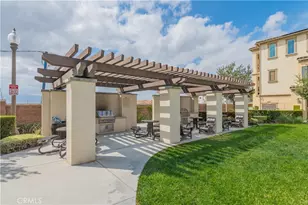 8255 Garden Park, Chino, CA 91708 - Photo 37