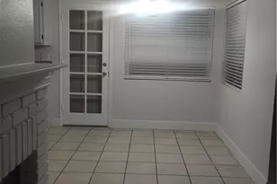 11981 Blackstone Ct, Fontana, CA 92337 - Photo 13