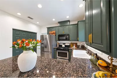 435 W 2nd, San Dimas, CA 91773 - Photo 21