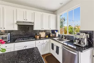 6011 Mira Vista Ln, Fontana, CA 92336 - Photo 11