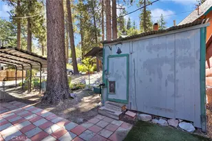 1038 Robin Ln, Wrightwood, CA 92397 - Photo 33