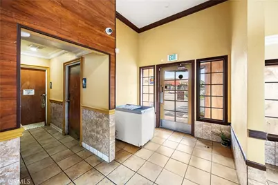 600 E Foothill Boulevard, Azusa, CA 91702 - Photo 7