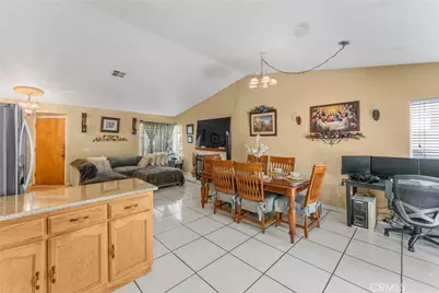 14394 Hillcrest, Fontana, CA 92337 - Photo 11