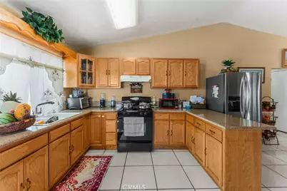 14394 Hillcrest, Fontana, CA 92337 - Photo 9