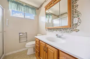 1460 N Aldenville Ave, Covina, CA 91722 - Photo 35