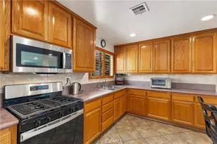 14933 Merrill Ave, Fontana, CA 92335 - Photo 17