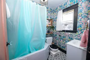 2111 Aaron St, Los Angeles, CA 90026 - Photo 9