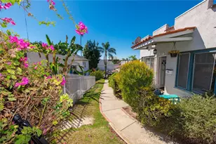 2111 Aaron St, Los Angeles, CA 90026 - Photo 11