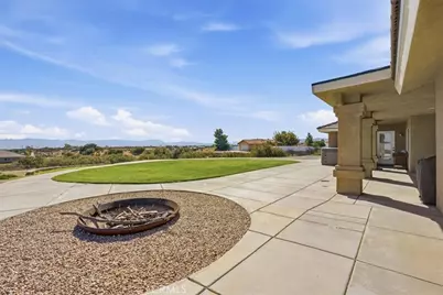 7223 Braceo Street, Oak Hills, CA 92344 - Photo 43