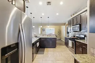 7223 Braceo St, Oak Hills, CA 92344 - Photo 15