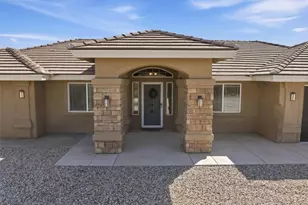 7223 Braceo St, Oak Hills, CA 92344 - Photo 5