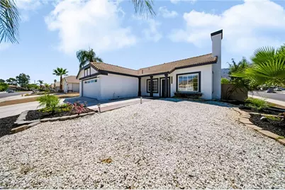 19415 Sweetwood Lane, Lake Elsinore, CA 92530 - Photo 45