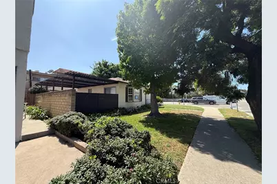 12020 Ocean Park, Los Angeles, CA 90064 - Photo 9