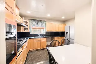 868 W Calaveras, Altadena, CA 91001 - Photo 39