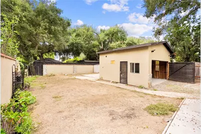 868 W Calaveras, Altadena, CA 91001 - Photo 21