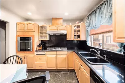 868 W Calaveras, Altadena, CA 91001 - Photo 45