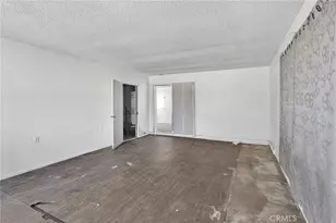 17047 Eucalyptus St, Hesperia, CA 92345 - Photo 19