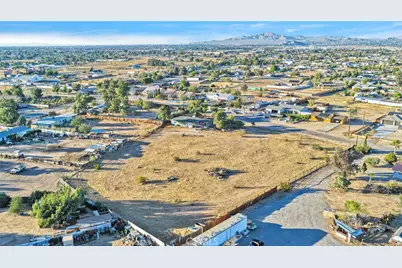 17047 Eucalyptus Street, Hesperia, CA 92345 - Photo 43