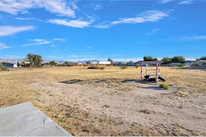 17047 Eucalyptus Street, Hesperia, CA 92345 - Photo 35