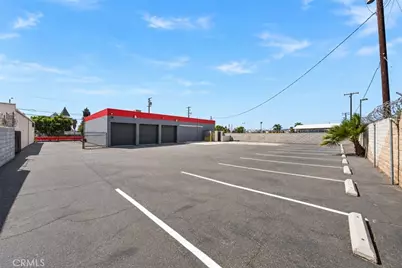 960 West Holt Boulevard, Ontario, CA 91762 - Photo 25