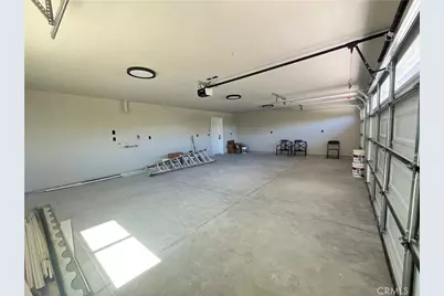 10674 Victor Avenue, Hesperia, CA 92345 - Photo 21