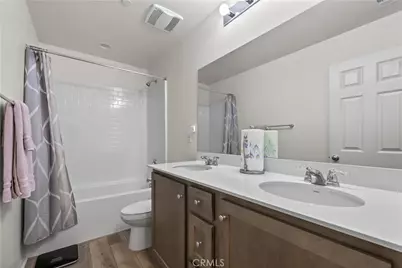 16986 Red Tail Lane, Fontana, CA 92336 - Photo 35