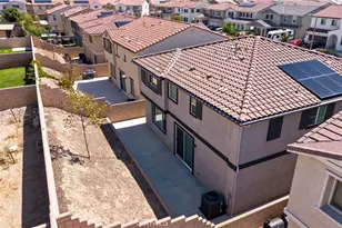 16986 Red Tail Ln, Fontana, CA 92336 - Photo 43