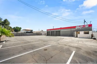 960 W Holt Boulevard, Ontario, CA 91762 - Photo 25