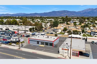 960 W Holt Boulevard, Ontario, CA 91762 - Photo 1