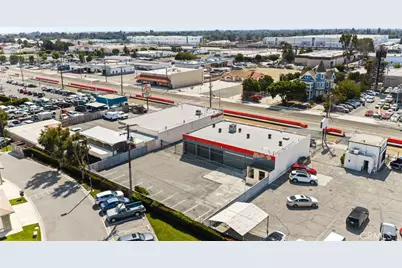 960 W Holt Boulevard, Ontario, CA 91762 - Photo 5