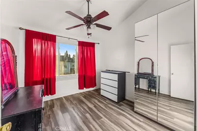 1527 Fairwood Way, Upland, CA 91786 - Photo 19